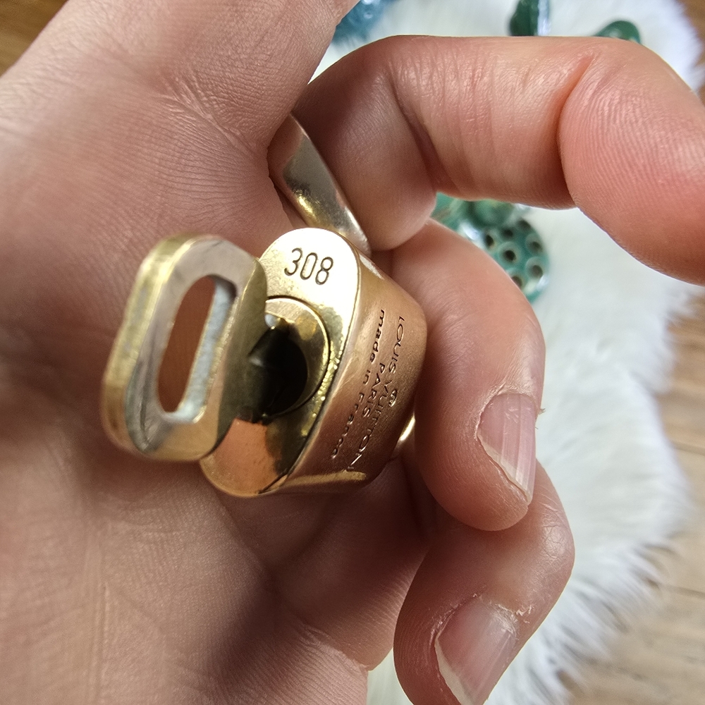 Authentic LV Lock & Key #308 - Picture 10 of 16